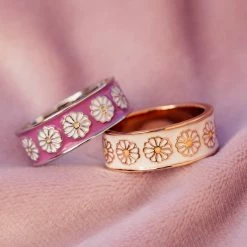 Pura Vida Bracelets Dreamy Daisy Ring Best Sellers