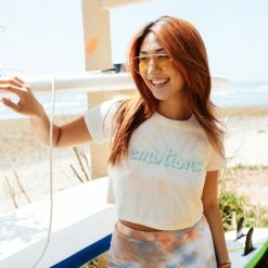 Pura Vida Bracelets Emotions Crop Tee