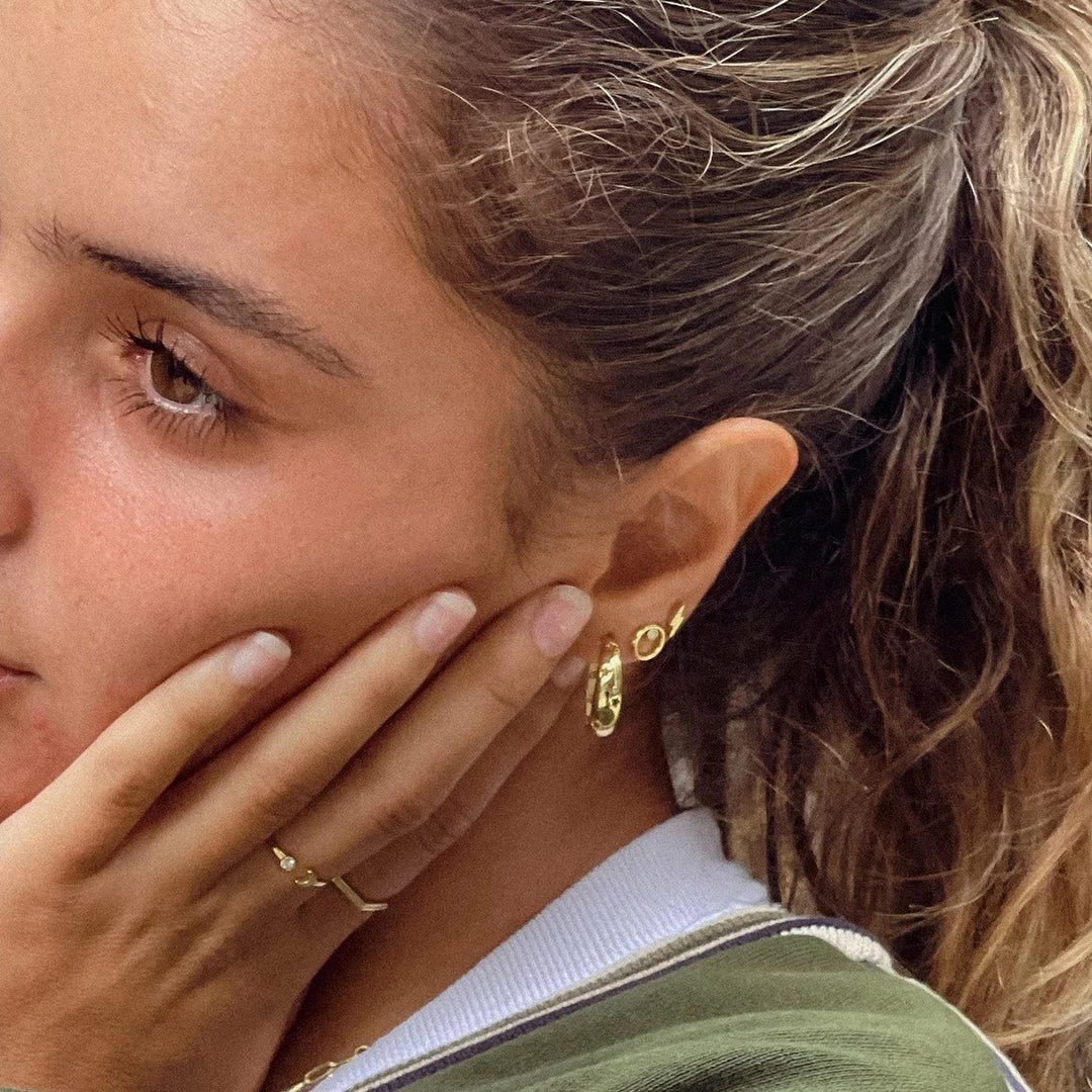 Deals β Pura Vida Bracelets Trending On TikTok Mystic Stud Set π 8 Pura Vida Bracelets Trending On TikTok Mystic Stud Set