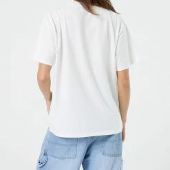 Pura Vida Bracelets Beach Scene Tee