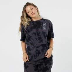 Flash Sale π Pura Vida Bracelets Best Sellers Palm Trees Tee π 11 Pura Vida Bracelets Best Sellers Palm Trees Tee