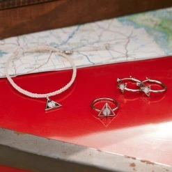 Outlet 🧨 Harry Potter Deathly Hallows Charm Bracelet Collaborations 🔔 13 Harry Potter Deathly Hallows Charm Bracelet Collaborations