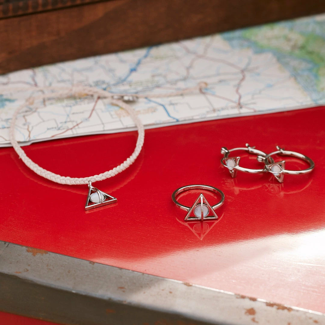 Outlet 🧨 Harry Potter Deathly Hallows Charm Bracelet Collaborations 🔔 8 Harry Potter Deathly Hallows Charm Bracelet Collaborations