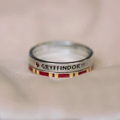 Promo 💯 Harry Potter Gryffindor™ House Ring Stack Best Sellers 💯 10 Harry Potter Gryffindor™ House Ring Stack Best Sellers