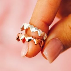 Spring 2021 Wild Hearts Band Ring