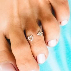 Spring 2021 Heart & Arrow Toe Ring Best Sellers