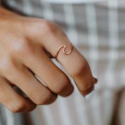 Pura Vida Bracelets Wave Ring