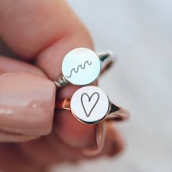 Buy 🎁 Pura Vida Bracelets Engravable Signet Ring Trending On TikTok ⭐ 28 Pura Vida Bracelets Engravable Signet Ring Trending On TikTok
