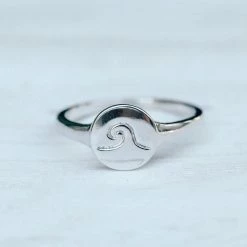 Fall 2019 Wave Coin Ring