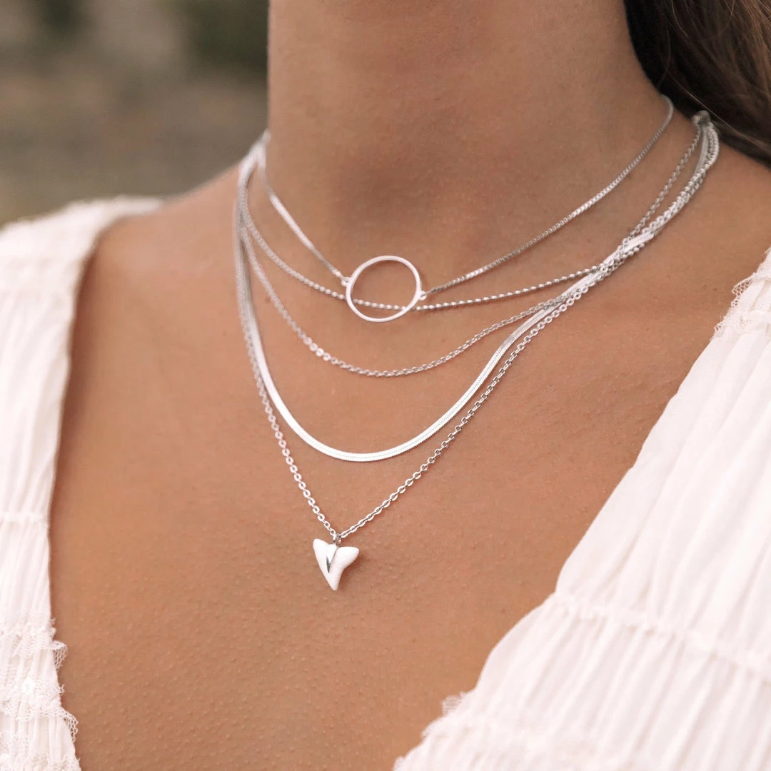 Promo π Pura Vida Bracelets Shark Tooth Pendant Necklace Best Sellers β¨ 10 Pura Vida Bracelets Shark Tooth Pendant Necklace Best Sellers